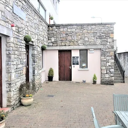 Courtyard * Castlebar